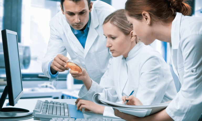 How to prepare your baby for a visit to a medical laboratory